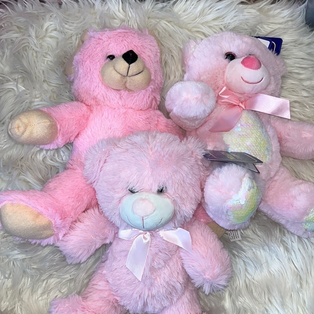 Set of 3 pink stuffed teddy bears. NWT. 12”-16” tall. Fast shipping.